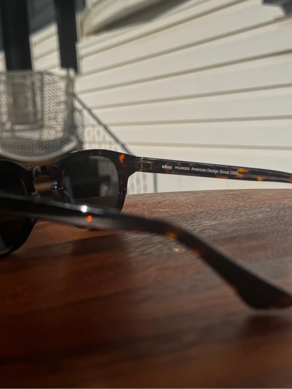 RE1255 02 GY Revo Sterling Tortoiseshell Frame Polarized Lenses Like NEW